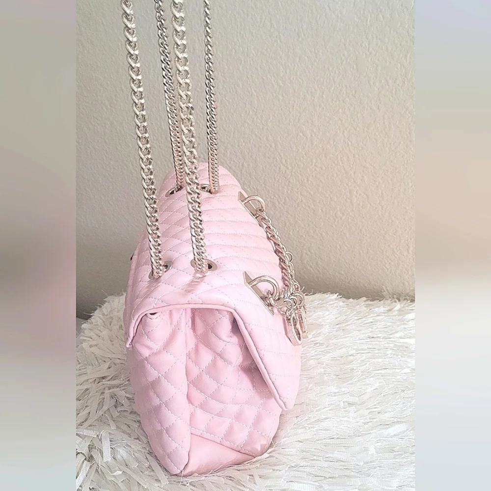 VINTAGE GUESS QUILTED PURSE - Picture 4 of 10